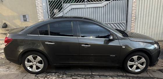 CHEVROLET CRUZE 1.8 LT 16V FLEX 4P AUTOMÁTICO CHEVROLET CRUZE 1.8 LT 16V FLEX 4P AUTOMÁTICO
